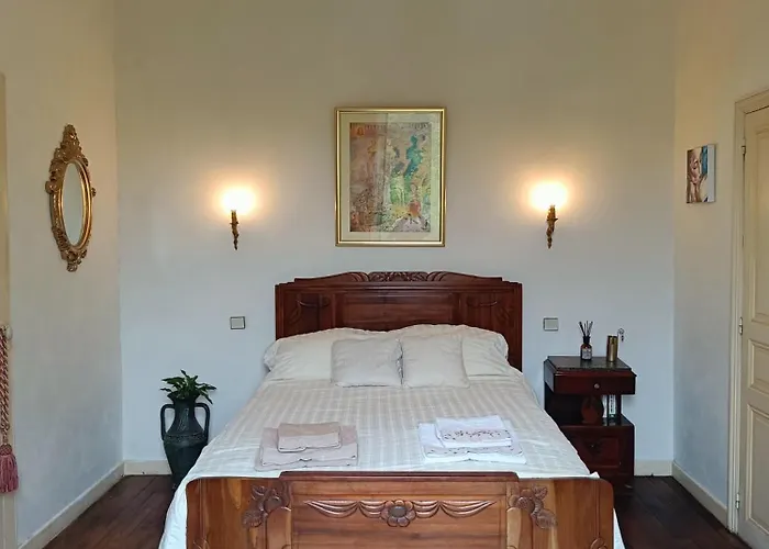 La Maison Des Artistes * Laguépie