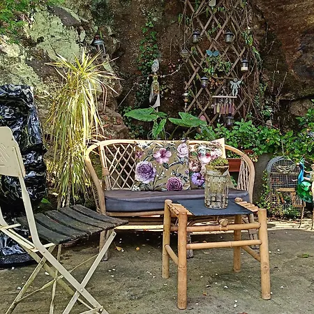 La Maison Des Artistes Laguepie