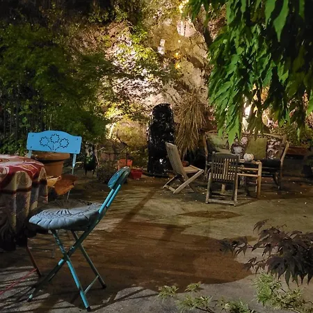 Гостевой дом La Maison Des Artistes Laguepie
